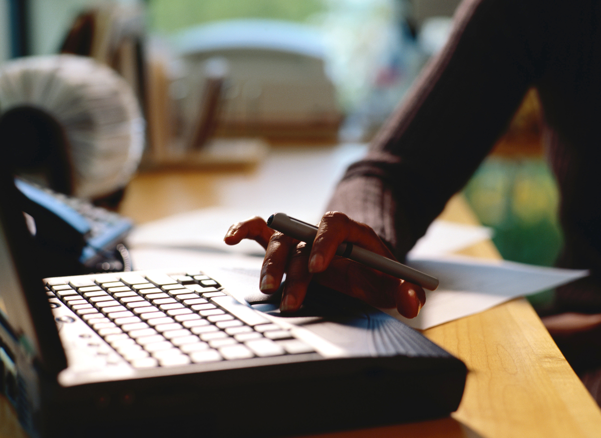 Technologies de l'information et les moyens d'y arrive